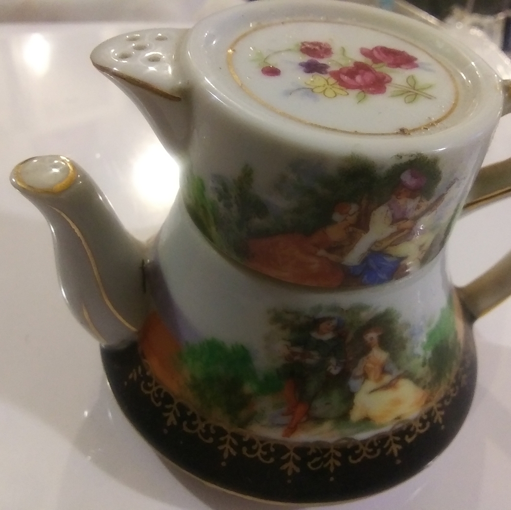 vintage sugar and creamer set